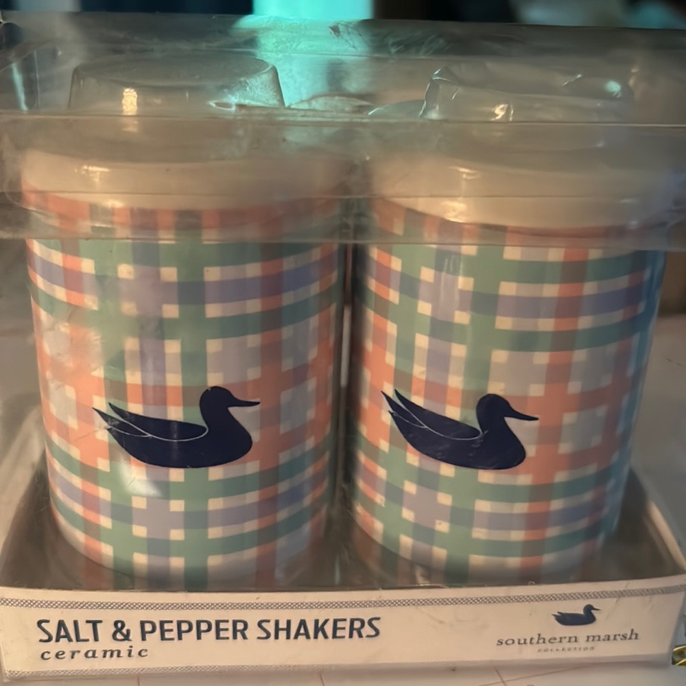 Southern Marsh ceramic salt and pepper shakers. NIB. Pink and blue gingham
